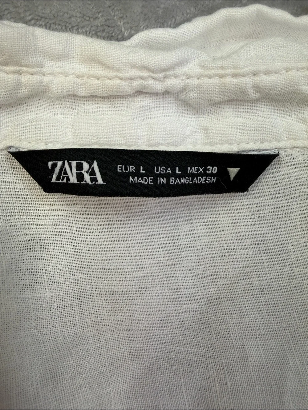 Zara lightweight white